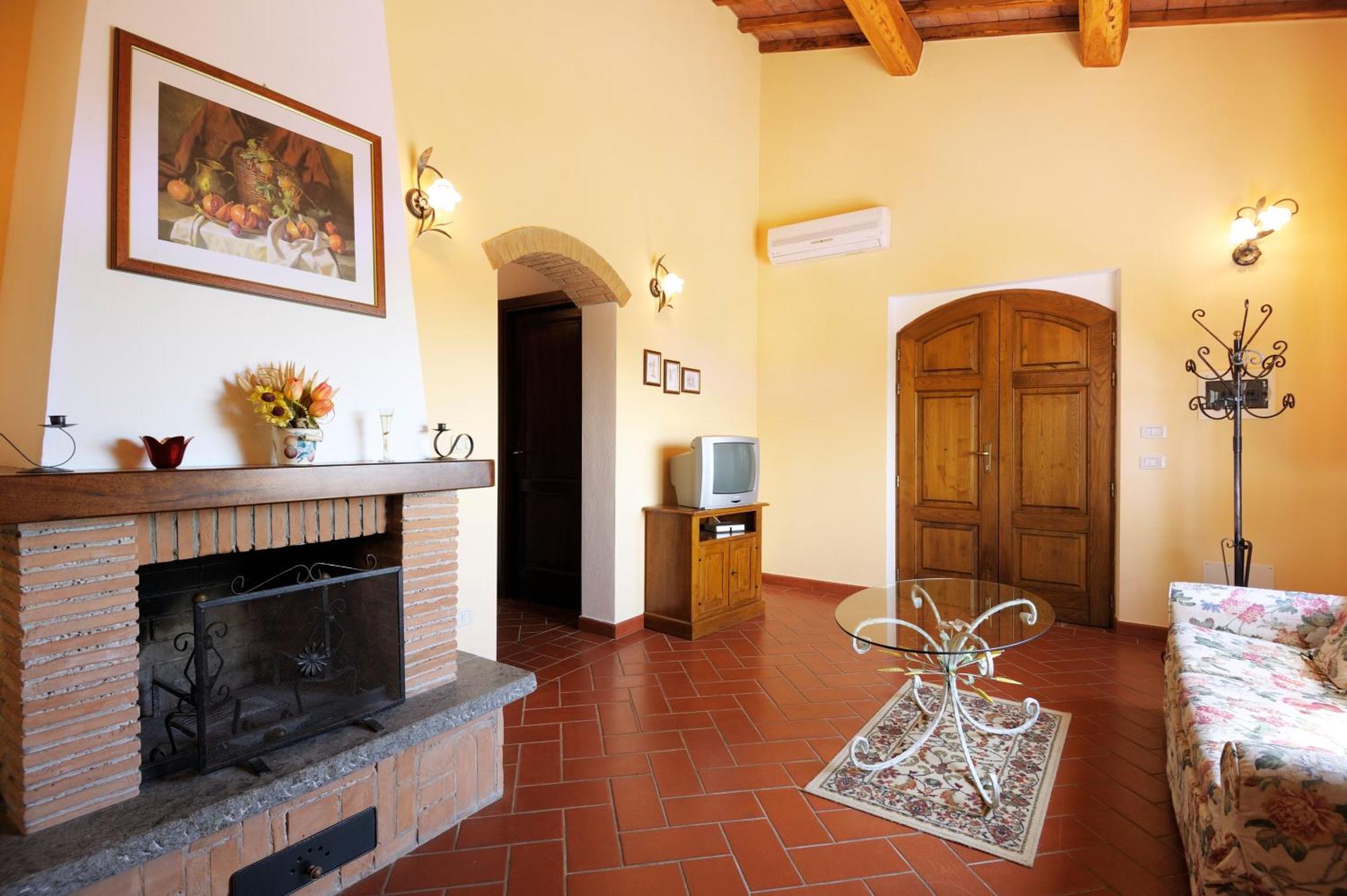 Le Capannacce Farm stay Cinigiano