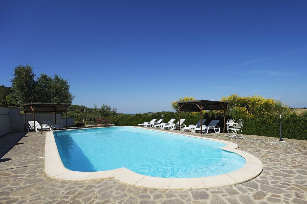 Farm stay Le Capannacce Cinigiano