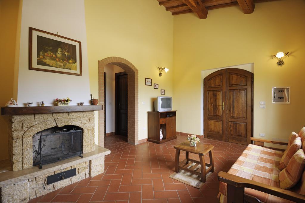 Le Capannacce Farm stay *