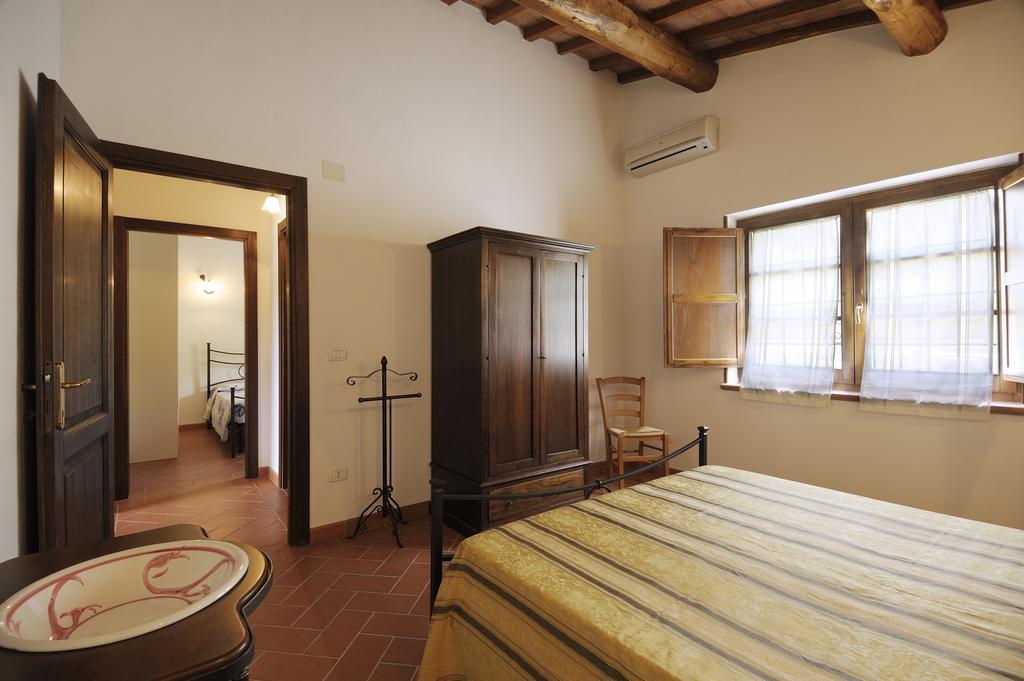 Le Capannacce Farm stay Cinigiano