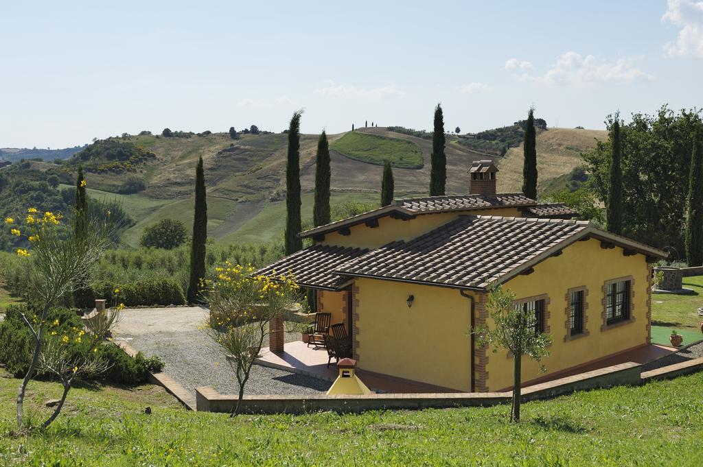 Le Capannacce Farm stay Cinigiano